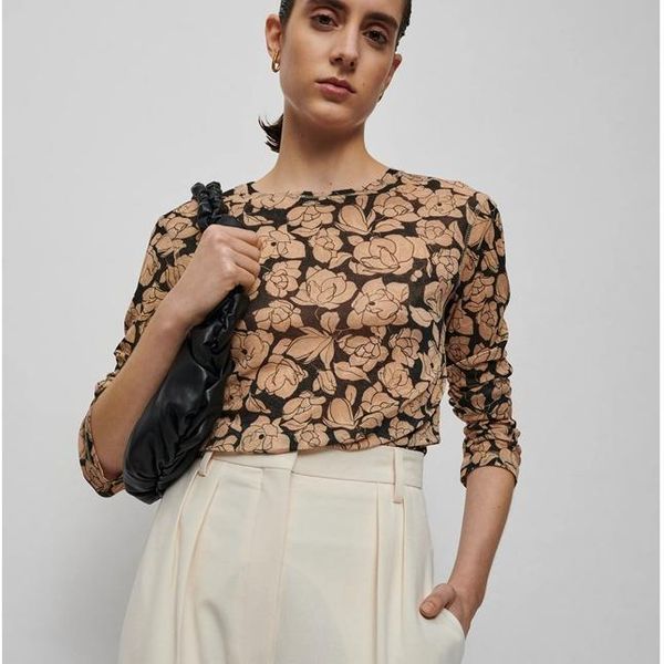 women's t-shirt rose print base shirt printed round neck long sleeve thin spring / summer 2021, White
women's t-shirt rose print base shirt printed round neck long sleeve thin spring / summer 2021, White