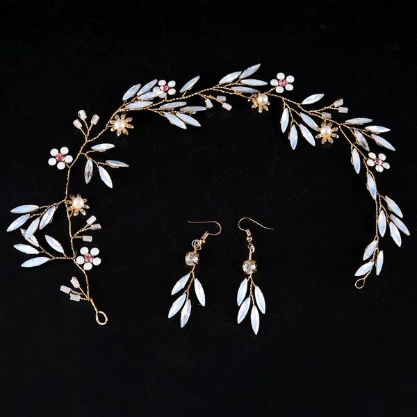 Hair Clips & Barrettes Opal Copper Wire Ornaments Pearl Crown Tiara Bride Hairband Wedding Accessories For Women Handmade Jewelry Romantic, Golden;silver
Hair Clips & Barrettes Opal Copper Wire Ornaments Pearl Crown Tiara Bride Hairband Wedding Accessories For Women Handmade Jewelry Romantic, Golden;silver