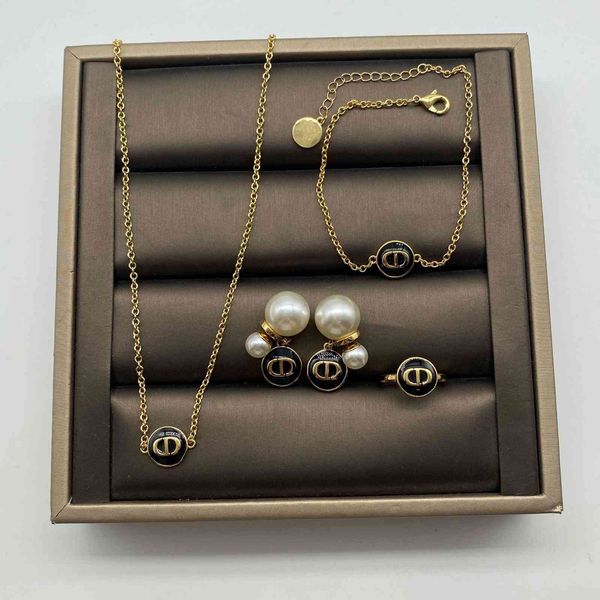 design jewelry new disc pearl letter black drop glue necklace simple cool wind earring ring, Golden
design jewelry new disc pearl letter black drop glue necklace simple cool wind earring ring, Golden