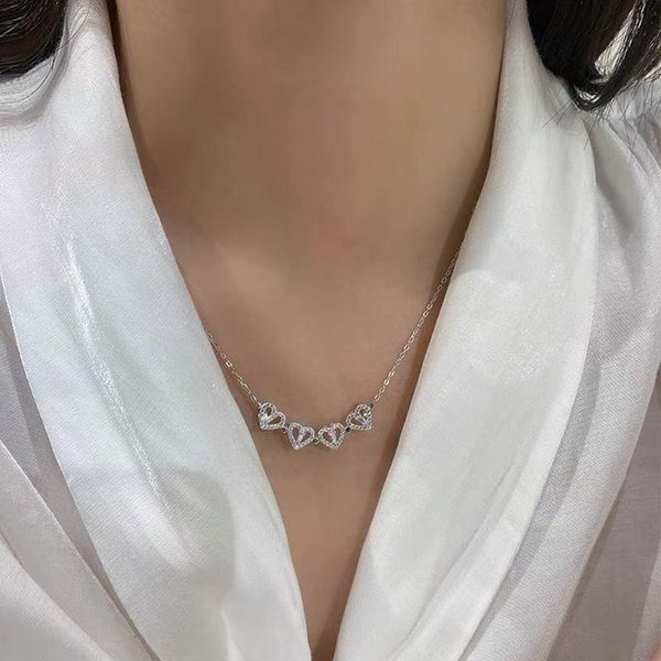 pendant necklaces romantic simple chic heart-shaped necklace exquisite crystal gold color clavicle chain women's wedding jewelry, Silver
pendant necklaces romantic simple chic heart-shaped necklace exquisite crystal gold color clavicle chain women's wedding jewelry, Silver