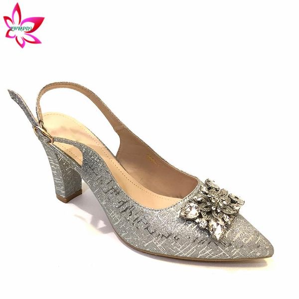 dress shoes arrival silver african ladies high heels pumps rhinestones nigerian pointed toe sandal shoe for party, Black
dress shoes arrival silver african ladies high heels pumps rhinestones nigerian pointed toe sandal shoe for party, Black