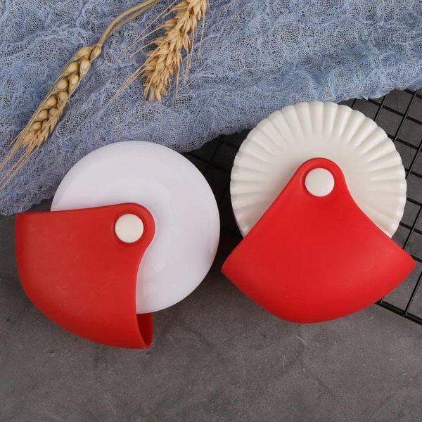 1pc pizza pastry lattice cutter plastic wheel roller fluted noodle maker pasta kitchen baking tools &
1pc pizza pastry lattice cutter plastic wheel roller fluted noodle maker pasta kitchen baking tools &