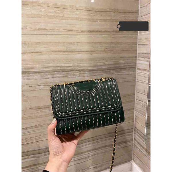 outlet rivet chain bag small torrika simple leisure one shoulder messenger bag valentine's day luxuryss designerss yw j5m8
outlet rivet chain bag small torrika simple leisure one shoulder messenger bag valentine's day luxuryss designerss yw j5m8