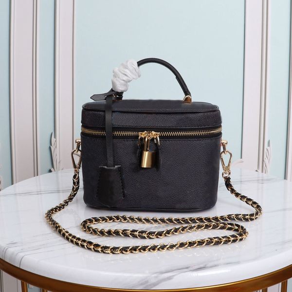 handbag women luxurys designers bags 2021 crossbody bag cosmetic purse lady tote cosmetics case classic letter printing flower genuine leath
handbag women luxurys designers bags 2021 crossbody bag cosmetic purse lady tote cosmetics case classic letter printing flower genuine leath