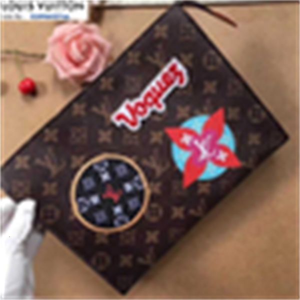 card brand designer luxury m43997 printed toiletry bag key men real leather long wallet chain wallets evening compact purse clutches holders, Red;black
card brand designer luxury m43997 printed toiletry bag key men real leather long wallet chain wallets evening compact purse clutches holders, Red;black