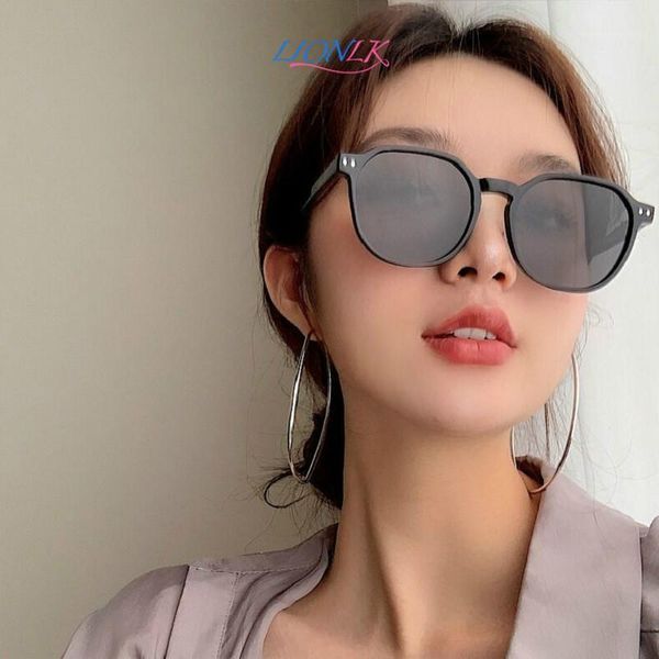 sunglasses lionlk fashion oversized frame women's brand anti-glare uv400 designer sun glasses 2021 jelly color yellow pink, White;black
sunglasses lionlk fashion oversized frame women's brand anti-glare uv400 designer sun glasses 2021 jelly color yellow pink, White;black