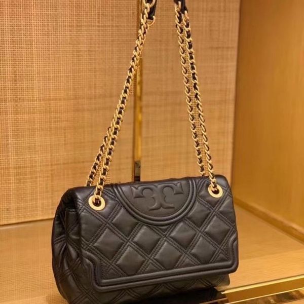 women's new european and american fashion versatile korean single shoulder slant span storage bags
women's new european and american fashion versatile korean single shoulder slant span storage bags