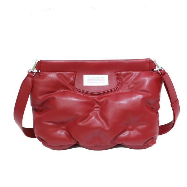 evening bags 2021 tide cloud shoulder bag space cotton lazy pillow down handbag large capacity female messenger
evening bags 2021 tide cloud shoulder bag space cotton lazy pillow down handbag large capacity female messenger