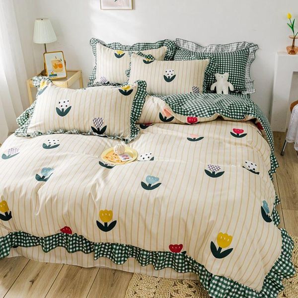 bedding sets korean version of the princess four-piece thick pure sanding three-piece skin-friendly cotton bed linen quilt
bedding sets korean version of the princess four-piece thick pure sanding three-piece skin-friendly cotton bed linen quilt