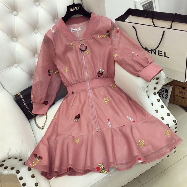 fashion pink black summer women holiday beach zip style v collar with high waist embroidery lotus leaf es students, Black;gray
fashion pink black summer women holiday beach zip style v collar with high waist embroidery lotus leaf es students, Black;gray
