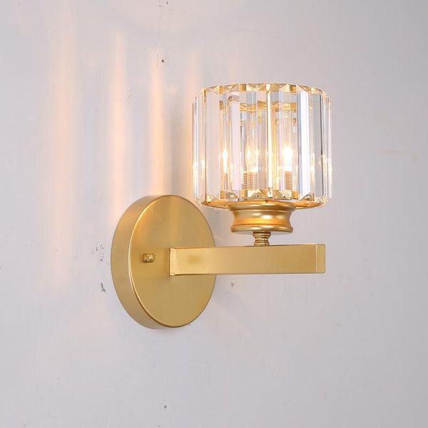 wall lamp light luxury american simple bedroom bedside study living room tv background crystal
wall lamp light luxury american simple bedroom bedside study living room tv background crystal