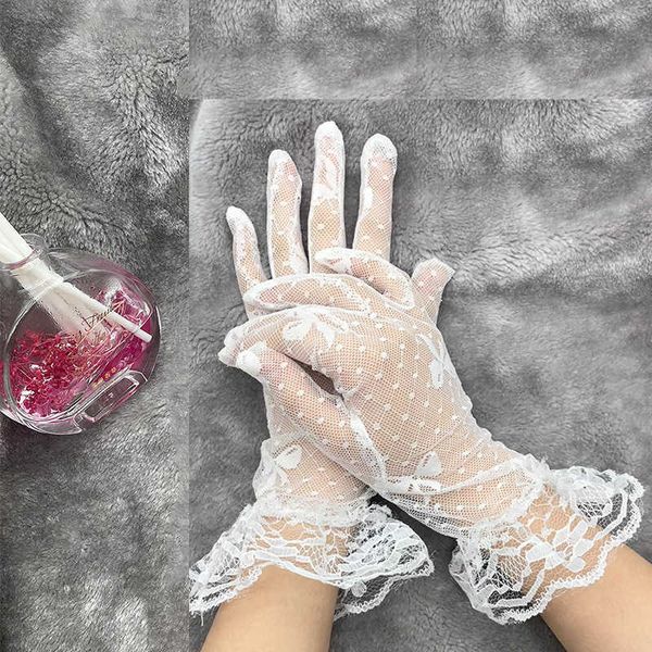 autumn summer bridal lace women gloves stretchy wave point dot tulle lace short wedding elegant lady driving gloves y0827, Blue;gray
autumn summer bridal lace women gloves stretchy wave point dot tulle lace short wedding elegant lady driving gloves y0827, Blue;gray