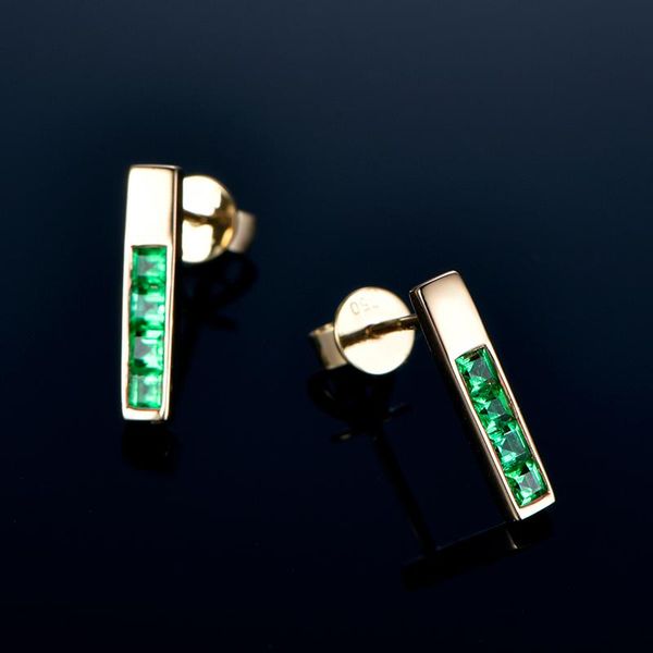 stud platinum 14k high grade jewelry inlaid female earrings grandmother emerald girl party anniversary fashion birthday gift, Golden;silver
stud platinum 14k high grade jewelry inlaid female earrings grandmother emerald girl party anniversary fashion birthday gift, Golden;silver