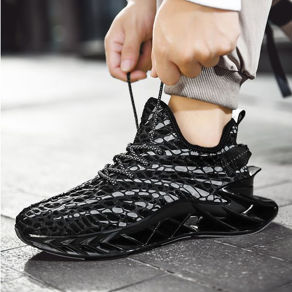 2022 new mens fashion casual shoes sports shoes trend running shoes glowing men autumn wear night running increase
2022 new mens fashion casual shoes sports shoes trend running shoes glowing men autumn wear night running increase