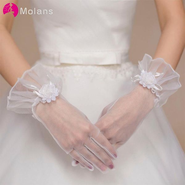 bridal gloves molans 1 pair white ivory lace finger short wedding accessories wrist length 
bridal gloves molans 1 pair white ivory lace finger short wedding accessories wrist length