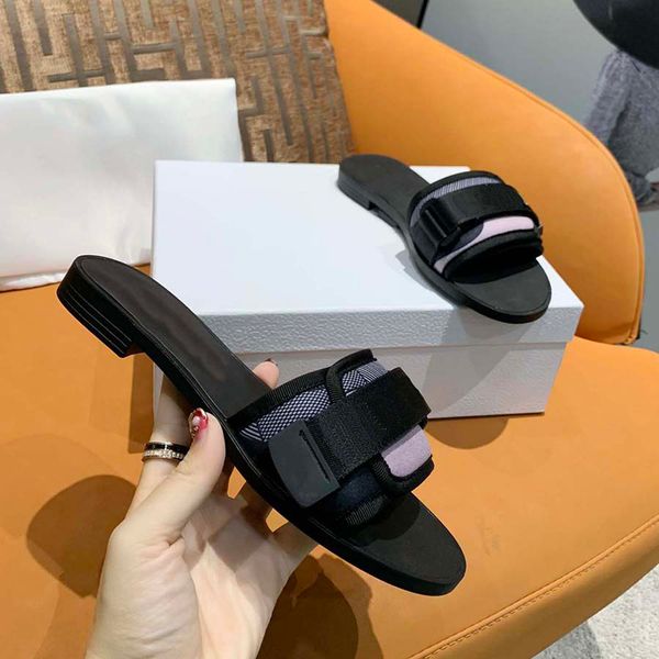 sell well slides sandals women shoes slide summer fashion wide flat slippery thick slipper flip flops shoe02 05, Black
sell well slides sandals women shoes slide summer fashion wide flat slippery thick slipper flip flops shoe02 05, Black