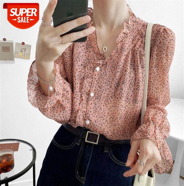 tao chuan zhi zhan xi early floral v-neck chiffon long-sleeved shirt with wooden ears, loose and thin 669 #m03r, Black;gray
tao chuan zhi zhan xi early floral v-neck chiffon long-sleeved shirt with wooden ears, loose and thin 669 #m03r, Black;gray