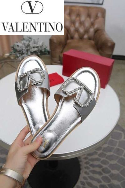 thongs designer luxury brand women slides casual handmade mules walking tennis shoes sandals slippers v0er, Black;white 
thongs designer luxury brand women slides casual handmade mules walking tennis shoes sandals slippers v0er, Black;white
