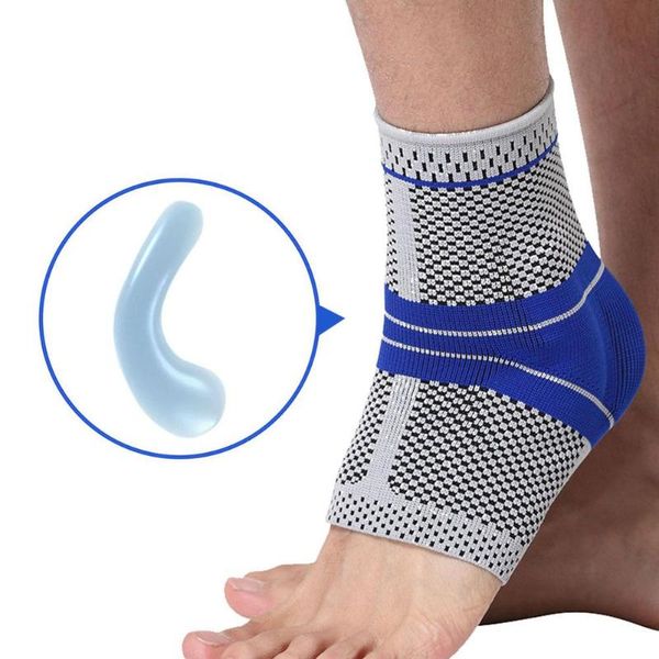 sport ankle brace protector compression support pad elastic nylon strap for football basketball, Blue;black
sport ankle brace protector compression support pad elastic nylon strap for football basketball, Blue;black