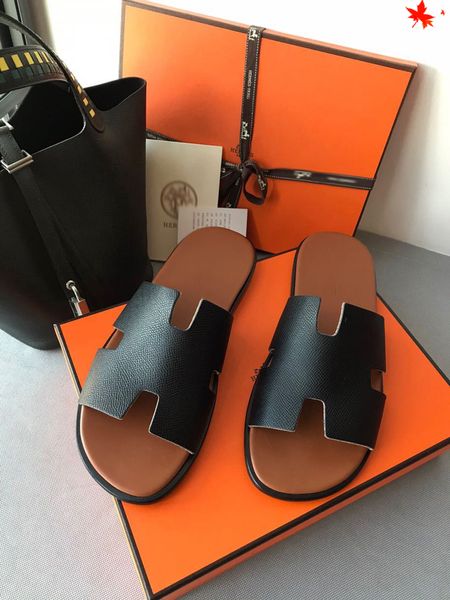 2021 leather sandal men luxury desingers slippers fashion thin flip flops brand shoe mens shoes sandals flippers with box size 39-45 -n457, Black
2021 leather sandal men luxury desingers slippers fashion thin flip flops brand shoe mens shoes sandals flippers with box size 39-45 -n457, Black