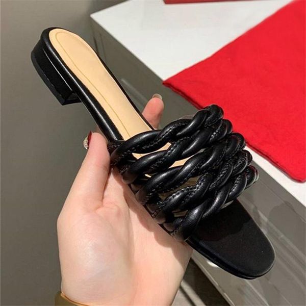 black women summer slippers weave straps flat slides 2021 slipper gladiator sandals ladies mules big size
black women summer slippers weave straps flat slides 2021 slipper gladiator sandals ladies mules big size