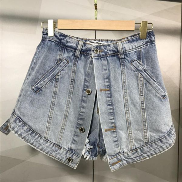 women's shorts 2021 spring summer fashion classic trendy brand luxry design washed pure casual women denim high waisted with logo, White;black
women's shorts 2021 spring summer fashion classic trendy brand luxry design washed pure casual women denim high waisted with logo, White;black