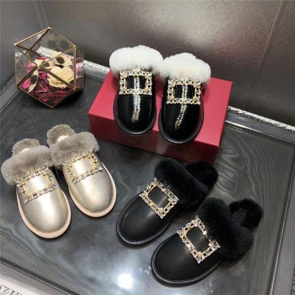 est women slipppers luxury design crystal buckle decor ootdoor slids warm fur winter mules flip flop outsize laofers slippers, Black
est women slipppers luxury design crystal buckle decor ootdoor slids warm fur winter mules flip flop outsize laofers slippers, Black