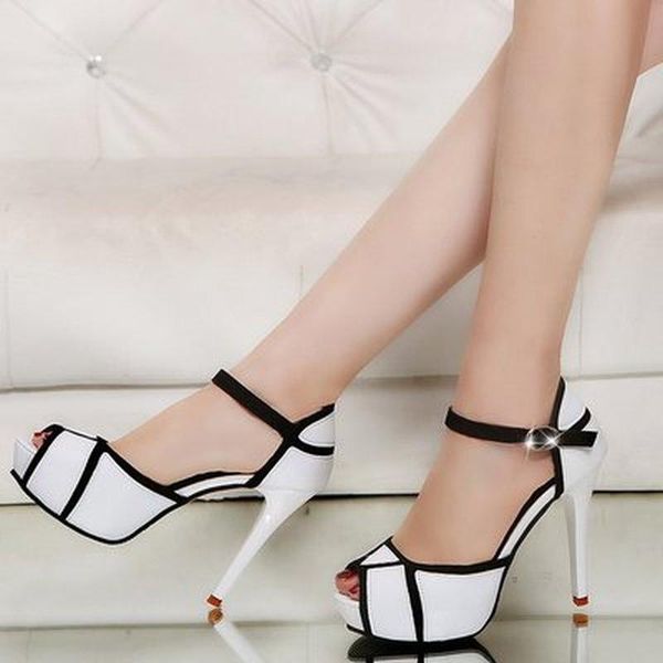 sandals women's fashion high-heeled buckle thick-soled lightweight comfortable and versatile casual sexy, Black
sandals women's fashion high-heeled buckle thick-soled lightweight comfortable and versatile casual sexy, Black