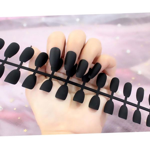 false nails 24 pieces a set charmful women art natural matte artificial tips press on patch nail gifts, Red;gold
false nails 24 pieces a set charmful women art natural matte artificial tips press on patch nail gifts, Red;gold