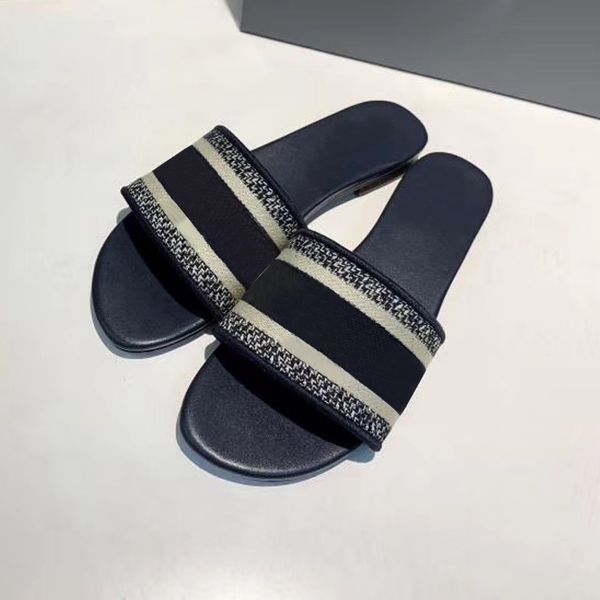 letter embroidery beach brand slippers classic style multicolor fashionable women shoes luxury slides shoes women, Black
letter embroidery beach brand slippers classic style multicolor fashionable women shoes luxury slides shoes women, Black