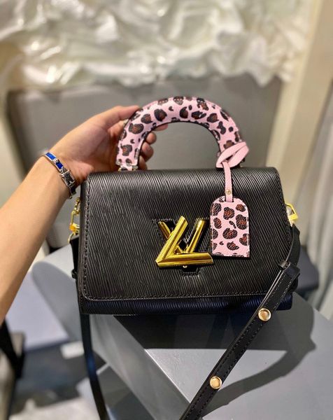 women quality handbags wallet handbag designers bags crossbody totes multi-function and large capacity 3-color leopard print shoulder strap
women quality handbags wallet handbag designers bags crossbody totes multi-function and large capacity 3-color leopard print shoulder strap
