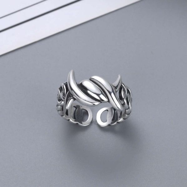 yingbaida japan and south korea s925 pure silver simple chain women's twisted rope ring bracelet, Black
yingbaida japan and south korea s925 pure silver simple chain women's twisted rope ring bracelet, Black