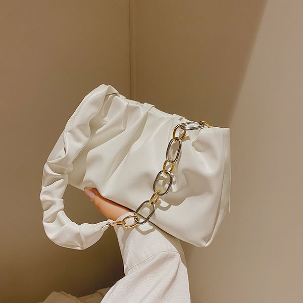 2022 new shoulder bags trend pu leather cloud fold bag armpit bandbag women handbag
2022 new shoulder bags trend pu leather cloud fold bag armpit bandbag women handbag