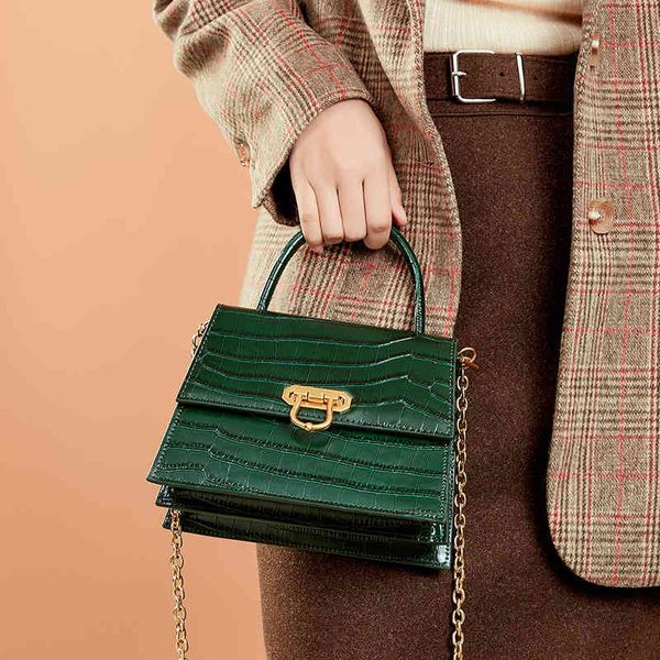 luxury herme handbags and storage yi tu women's ancient buckle leather new crocodile pattern messenger hand single
luxury herme handbags and storage yi tu women's ancient buckle leather new crocodile pattern messenger hand single