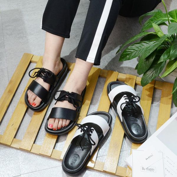 slippers female summer fashion wild wear student thick-soled sandals korean version flat-bottomed word drag, Black 
slippers female summer fashion wild wear student thick-soled sandals korean version flat-bottomed word drag, Black