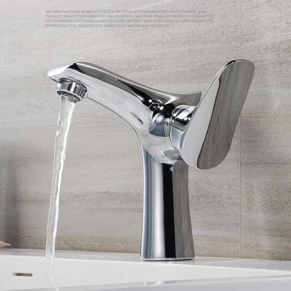 all copper basin faucet and cold bathroom single handle hole sink mixer tap with ceramic valve1
all copper basin faucet and cold bathroom single handle hole sink mixer tap with ceramic valve1