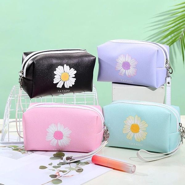 pc fashion daisy cosmetic bag for women pu leather makeup travel organizer toiletry case kosmetyczka bags & cases
pc fashion daisy cosmetic bag for women pu leather makeup travel organizer toiletry case kosmetyczka bags & cases