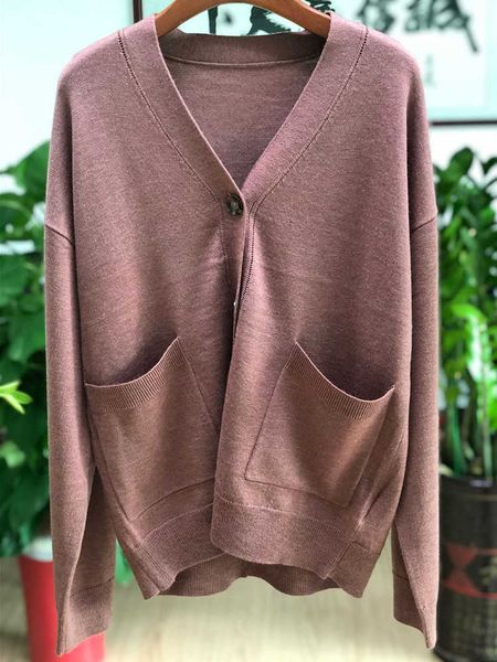 women's sweaters sweaters women 100% wool sweater v-neck single breasted double pockets loose knit card db3o, White;black
women's sweaters sweaters women 100% wool sweater v-neck single breasted double pockets loose knit card db3o, White;black
