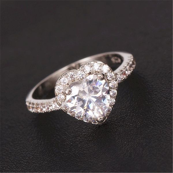 wedding rings fashionable woman silver ring classic exquisite heart-shaped inlaid zircon temperament female hand jewelry, Slivery;golden
wedding rings fashionable woman silver ring classic exquisite heart-shaped inlaid zircon temperament female hand jewelry, Slivery;golden