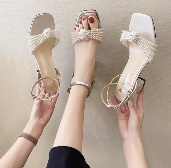 high-heeled sandals pearl decoration designer luxury women's shoes one-word buckle open-toe banquet dress, Black
high-heeled sandals pearl decoration designer luxury women's shoes one-word buckle open-toe banquet dress, Black