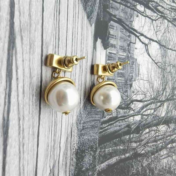 buy 75% off new fashion design large pearl simple personalized earrings women, Golden;silver
buy 75% off new fashion design large pearl simple personalized earrings women, Golden;silver