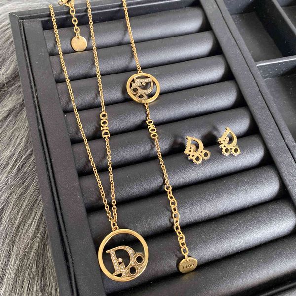 d family's 22 year new neckchain necklace dijia suit net red high version letter earring bracelet female, Silver
d family's 22 year new neckchain necklace dijia suit net red high version letter earring bracelet female, Silver