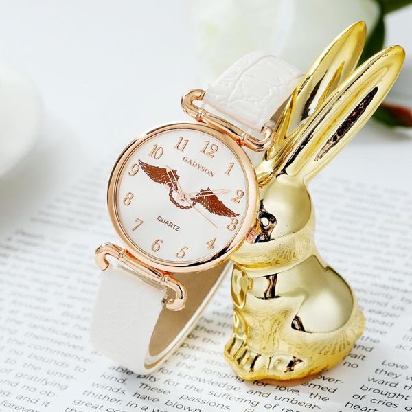 wristwatches 2021 fashion women watch brand angel wings leather belt bracelet watches ladies quartz clock dress wristwatch, Slivery;brown
wristwatches 2021 fashion women watch brand angel wings leather belt bracelet watches ladies quartz clock dress wristwatch, Slivery;brown
