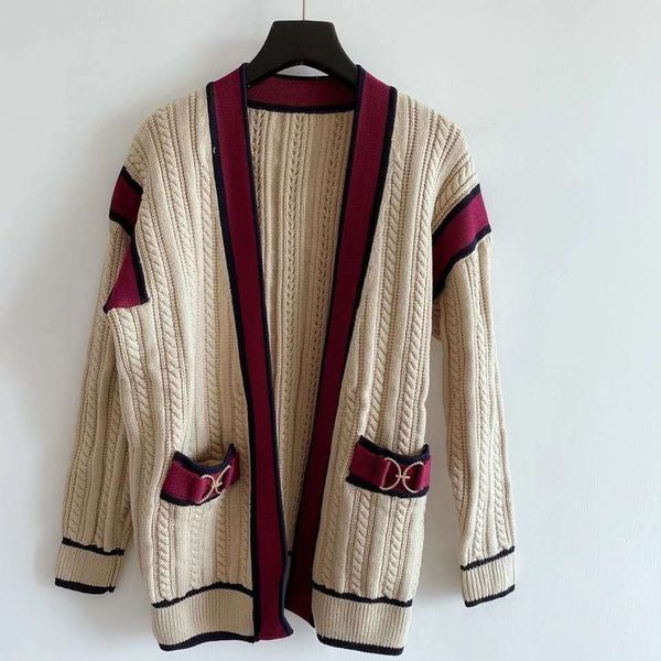 822 2020 Autumn Brand Same Style Sweater Cardigan Regular Long Sleeve Crew Neck Letter Print Fashion Casual Women Clothes qian, White;black
822 2020 Autumn Brand Same Style Sweater Cardigan Regular Long Sleeve Crew Neck Letter Print Fashion Casual Women Clothes qian, White;black