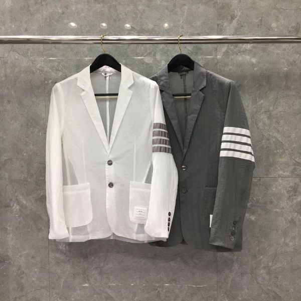 men's suits & blazers 2021 fashion brand blazer men casual suit striped summer uv sun protection jacket white thin breathable quick dry, White;black
men's suits & blazers 2021 fashion brand blazer men casual suit striped summer uv sun protection jacket white thin breathable quick dry, White;black
