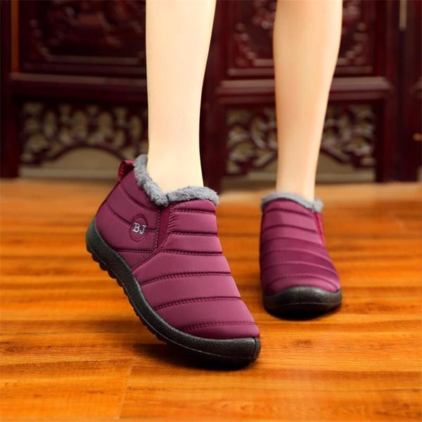 boots 2021 winter warm cotton shoes soft bottom waterproof men and women wool mouth manual light anti-skiing, Black
boots 2021 winter warm cotton shoes soft bottom waterproof men and women wool mouth manual light anti-skiing, Black