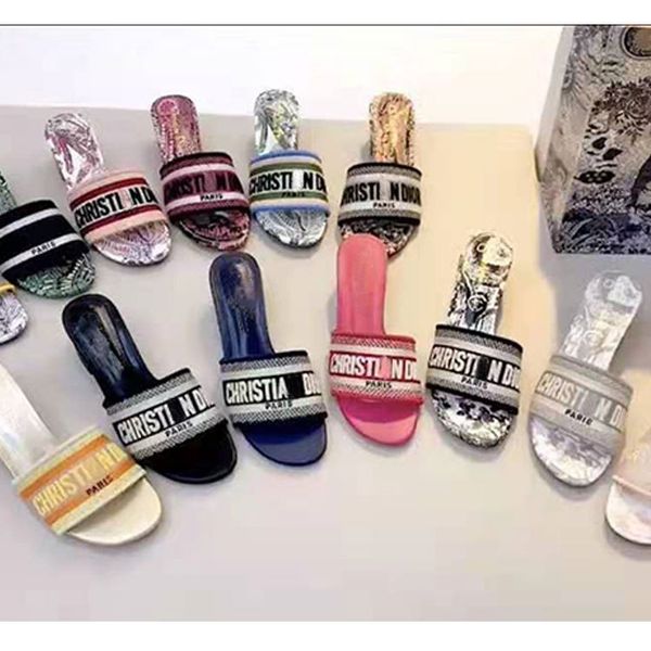 d family's new summer chinese style letter embroidery thick heel flat bottomed beach casual flip flop women's sandals ysj, Black
d family's new summer chinese style letter embroidery thick heel flat bottomed beach casual flip flop women's sandals ysj, Black