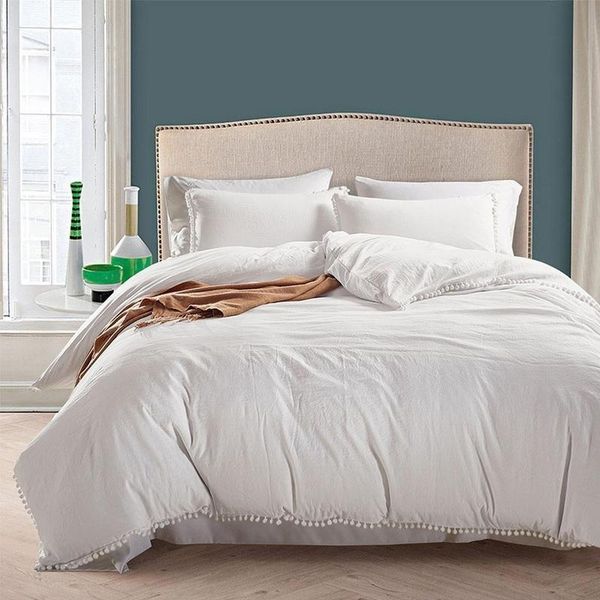 bedding sets home textile solid color soft microfiber comforter cover with tassel pom suit
bedding sets home textile solid color soft microfiber comforter cover with tassel pom suit