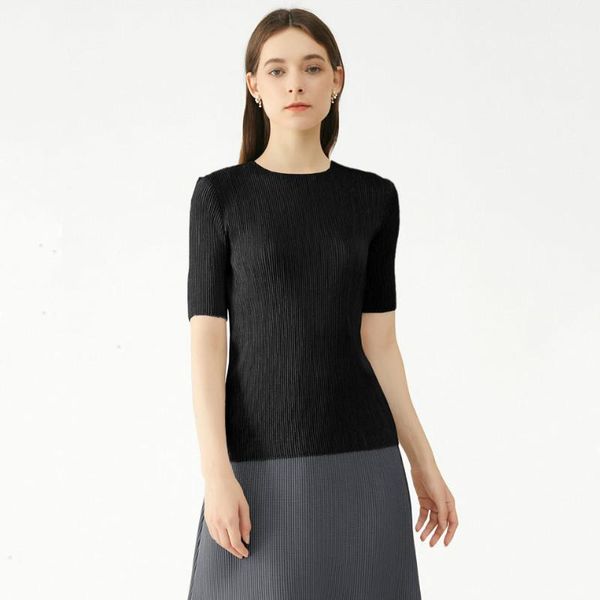 plus size t-shirt women's summer 2021 round neck short sleeved slim elastic miyake pleated korean style comfortable, Black
plus size t-shirt women's summer 2021 round neck short sleeved slim elastic miyake pleated korean style comfortable, Black