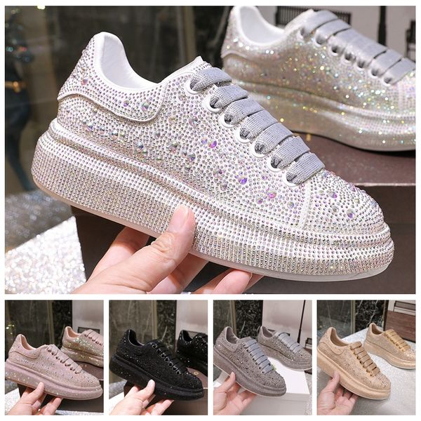 2021 rhinestone women white running shoes platform shoe shiny diamond old dad sneaker designer zapatillas for men womens classic sneakers wi
2021 rhinestone women white running shoes platform shoe shiny diamond old dad sneaker designer zapatillas for men womens classic sneakers wi